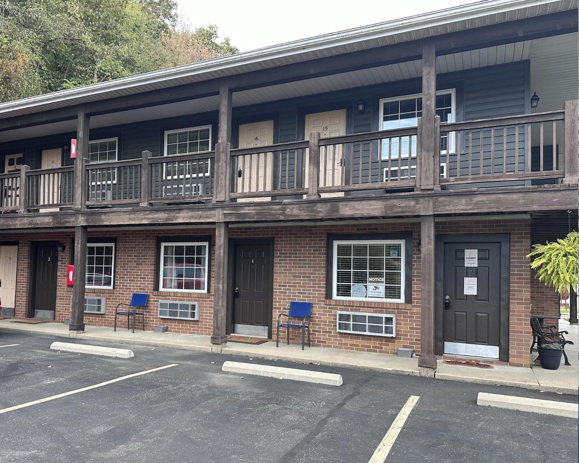 Coshocton The Roscoe Boutique Motel מראה חיצוני תמונה